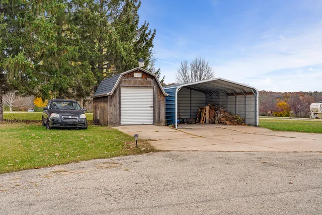 $347,900 | 4061 County Hwy BC, Sparta, WI 54656