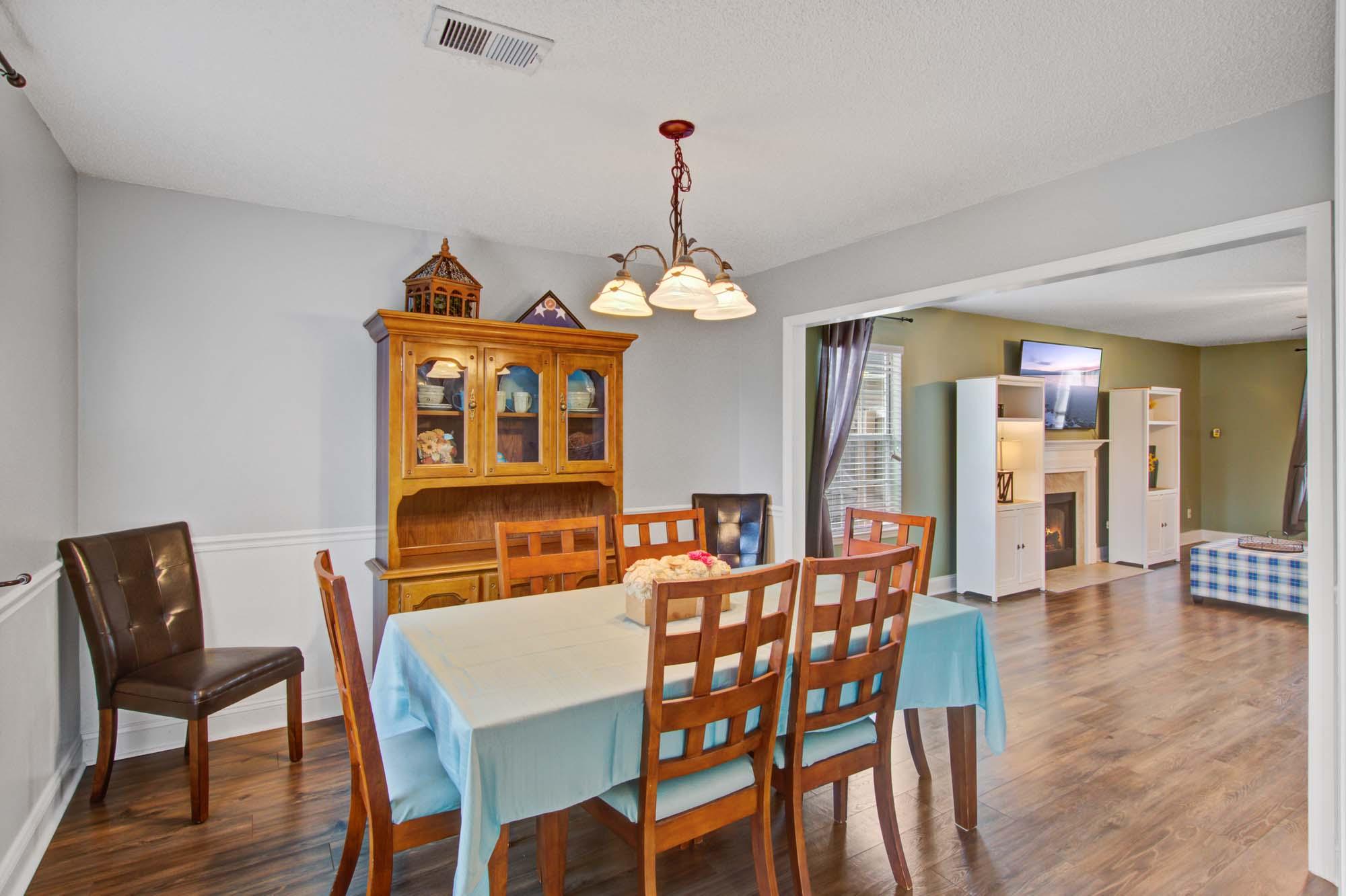 263 Dunning Road Summerville, SC 29486 - Photo 12 of 25 263 Dunning Dining Room