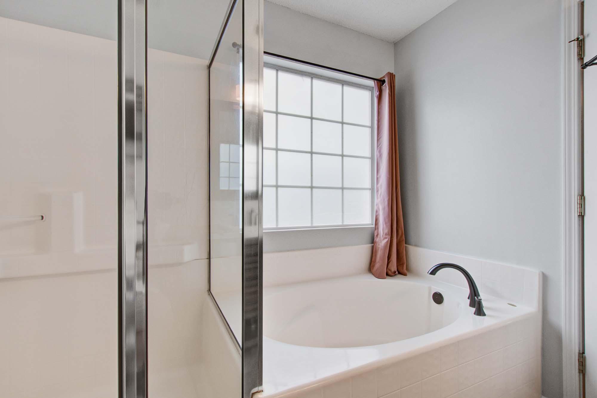 263 Dunning Road Summerville, SC 29486 - Photo 18 of 25 263 Master Bathroom 2