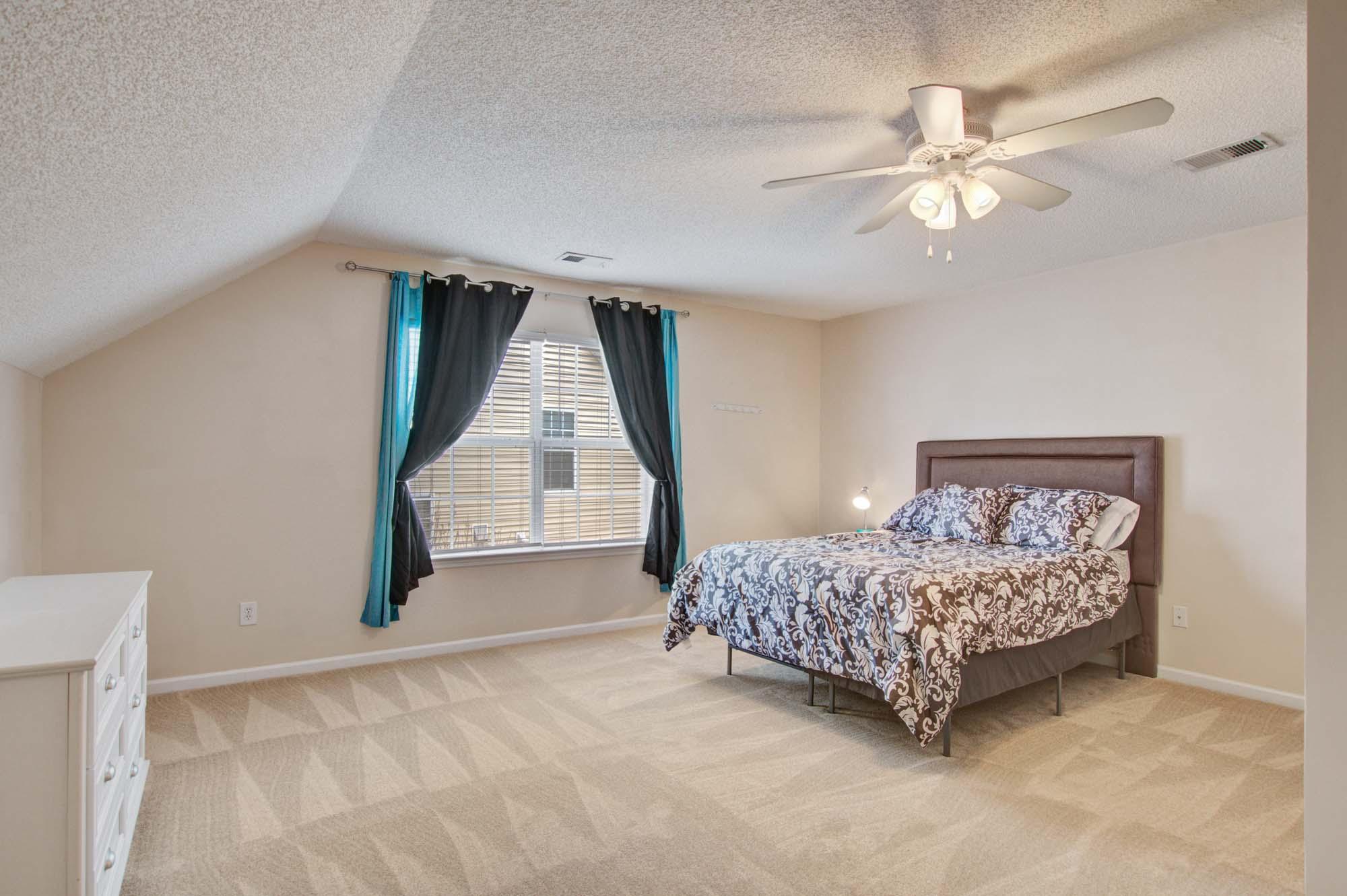 263 Dunning Road Summerville, SC 29486 - Photo 21 of 25 263 Dunning Bonus/4th Bedroom