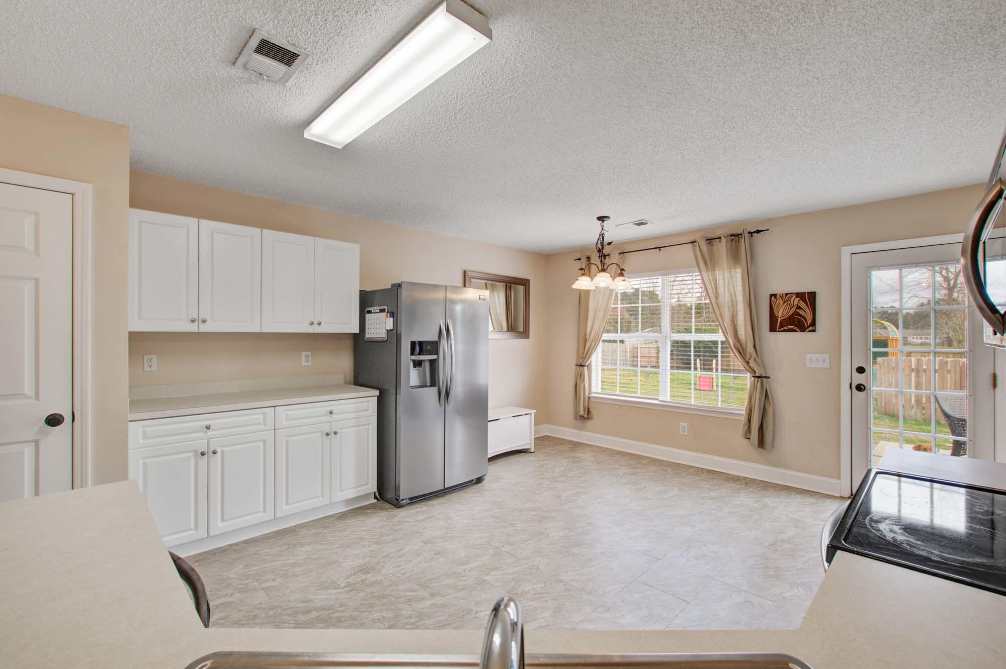 263 Dunning Road Summerville, SC 29486 - Photo 6 of 25 263 Kitchen 1