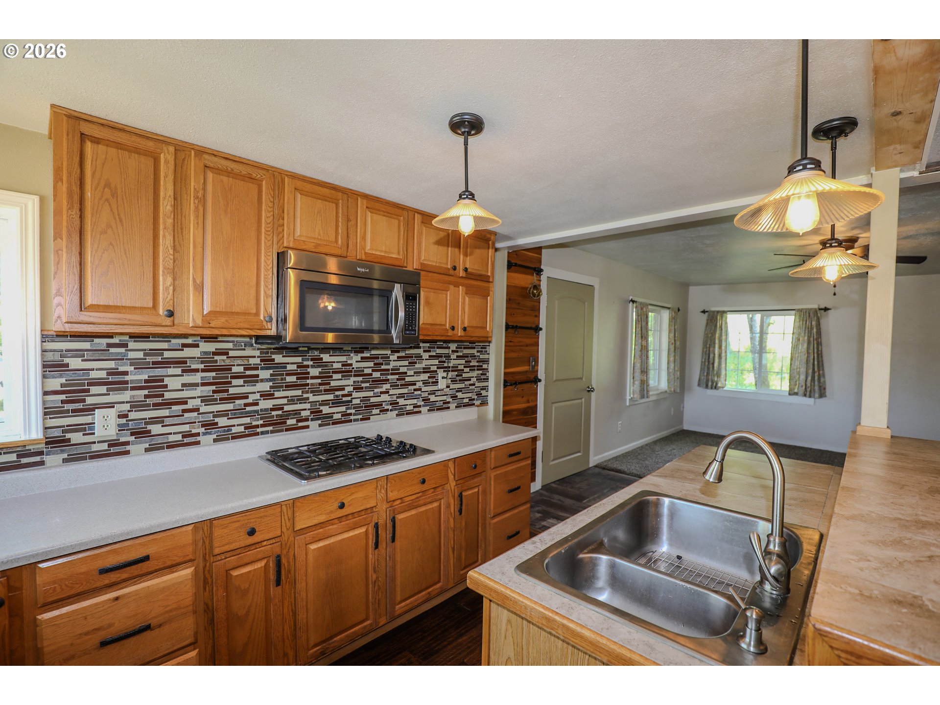 411 Southeast Wells Road Oakland, OR 97462 - Photo 11 of 48
