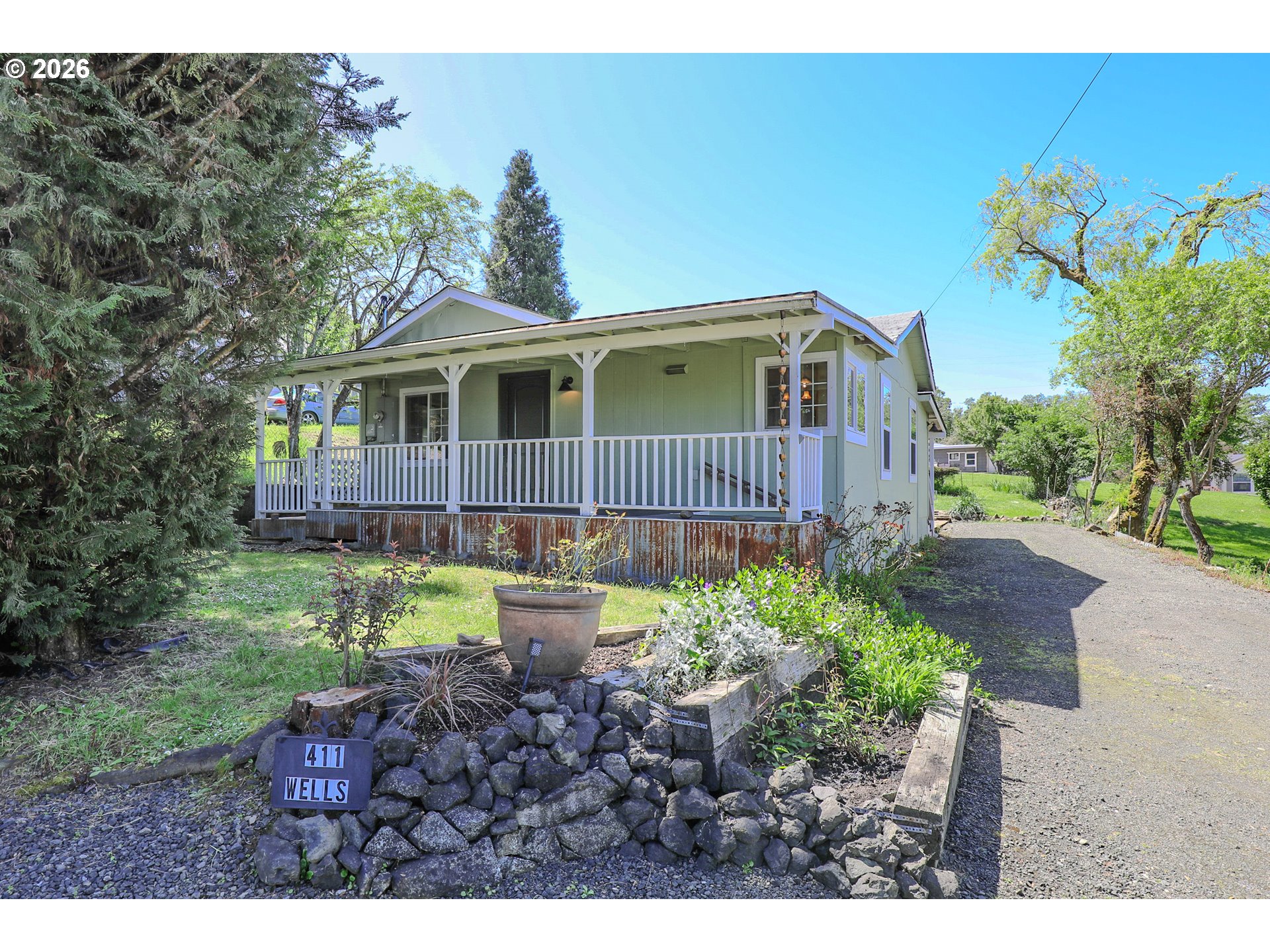 411 Southeast Wells Road Oakland, OR 97462 - Photo 33 of 48