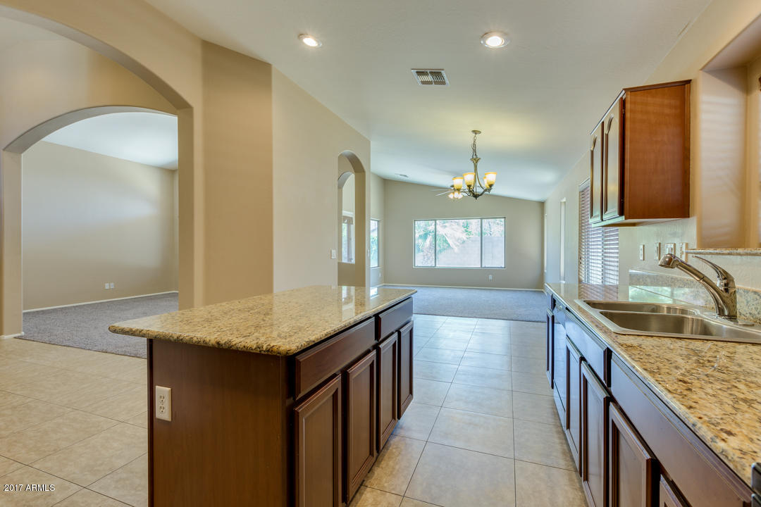 1245 West Gascon Road San Tan Valley, AZ 85143 - Photo 17 of 45 Kitchen View#3
