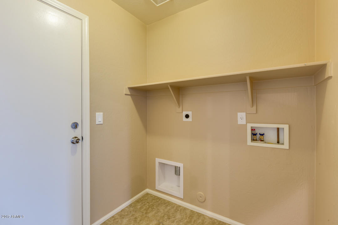 1245 West Gascon Road San Tan Valley, AZ 85143 - Photo 32 of 45 Laundry Room
