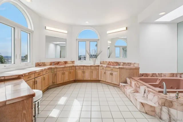 $2,249,900 | 1295 West Redwood Street, San Diego, CA 92103