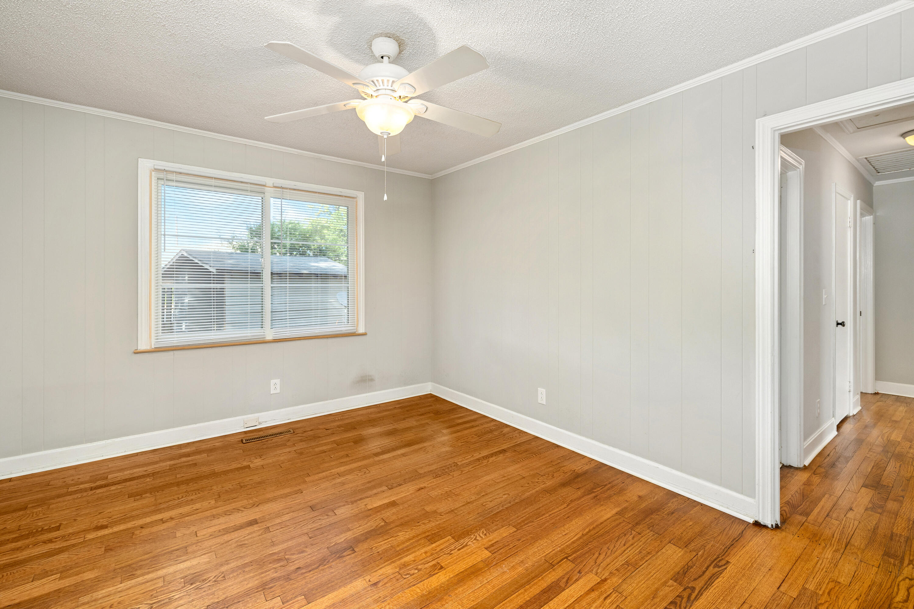 1939 Millwood Road Sumter, SC 29150 - Photo 8 of 37 Gallery Image 8