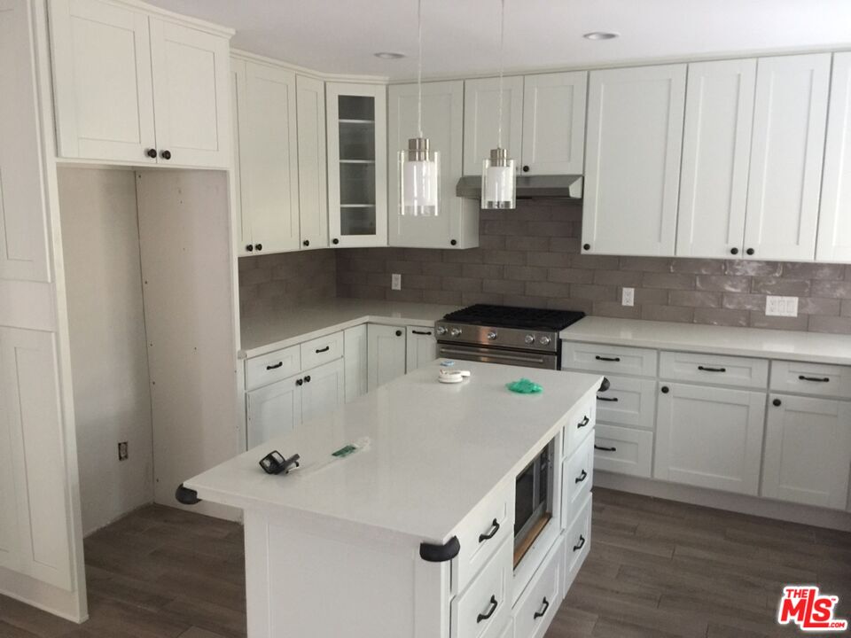 1408 Valley View Road, Unit 2 Glendale, CA 91202 - Photo 8 of 22
