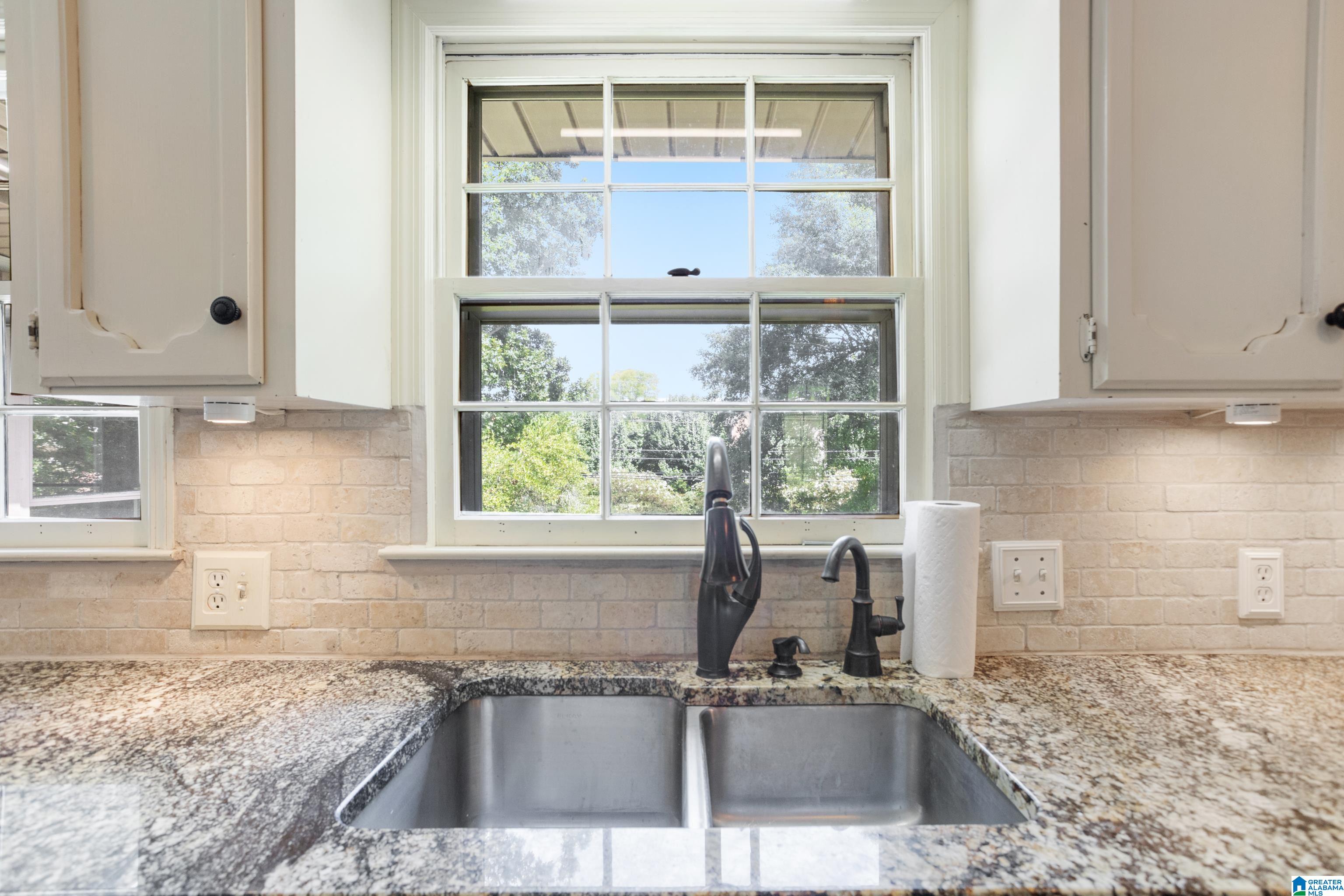 3316 Circle Hill Road Birmingham, AL 35243 - Photo 13 of 61