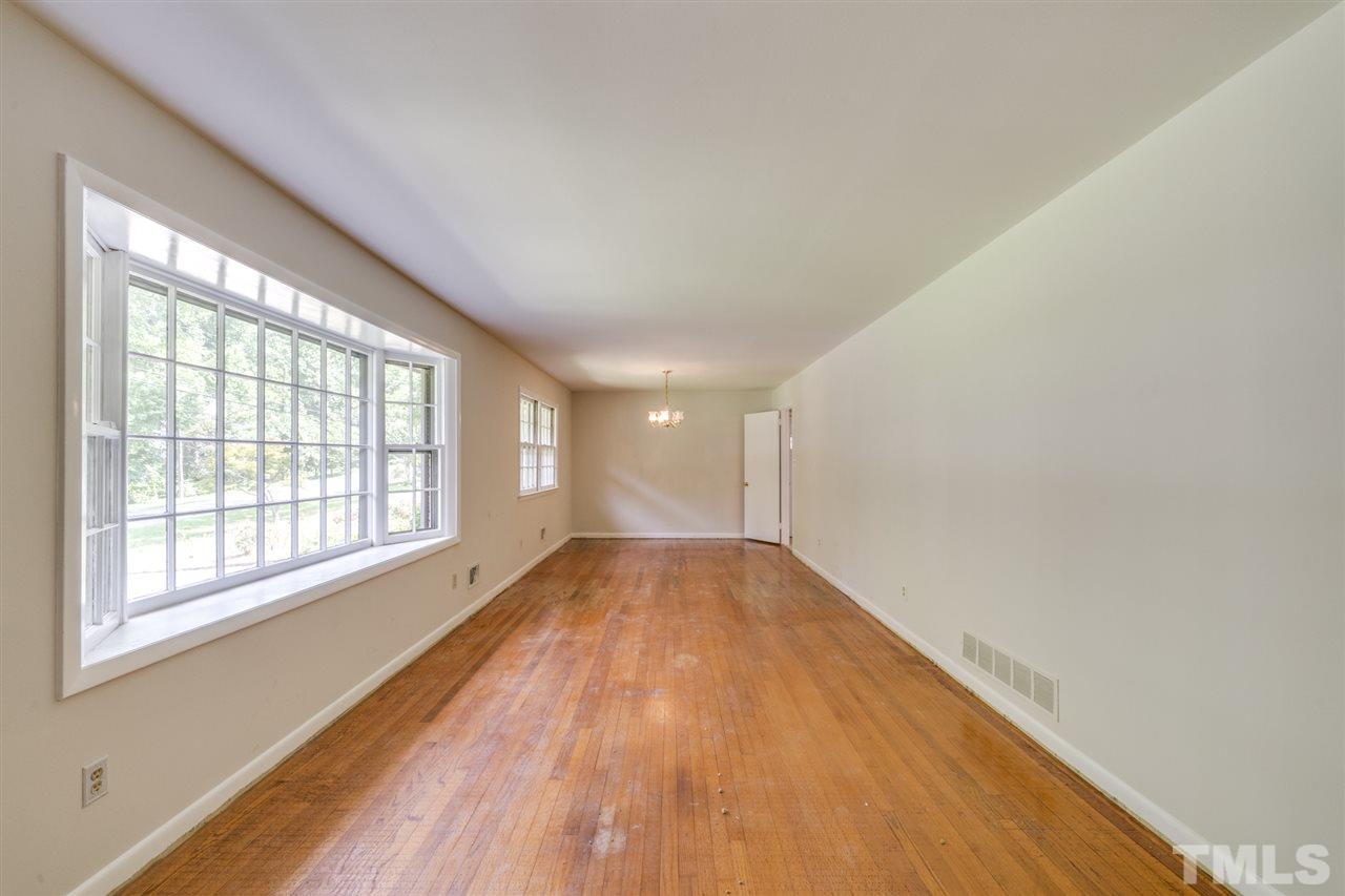 1237 Kingston Ridge Road Cary, NC 27511 - Photo 2 of 23