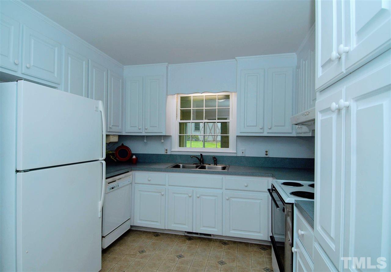 1237 Kingston Ridge Road Cary, NC 27511 - Photo 5 of 23