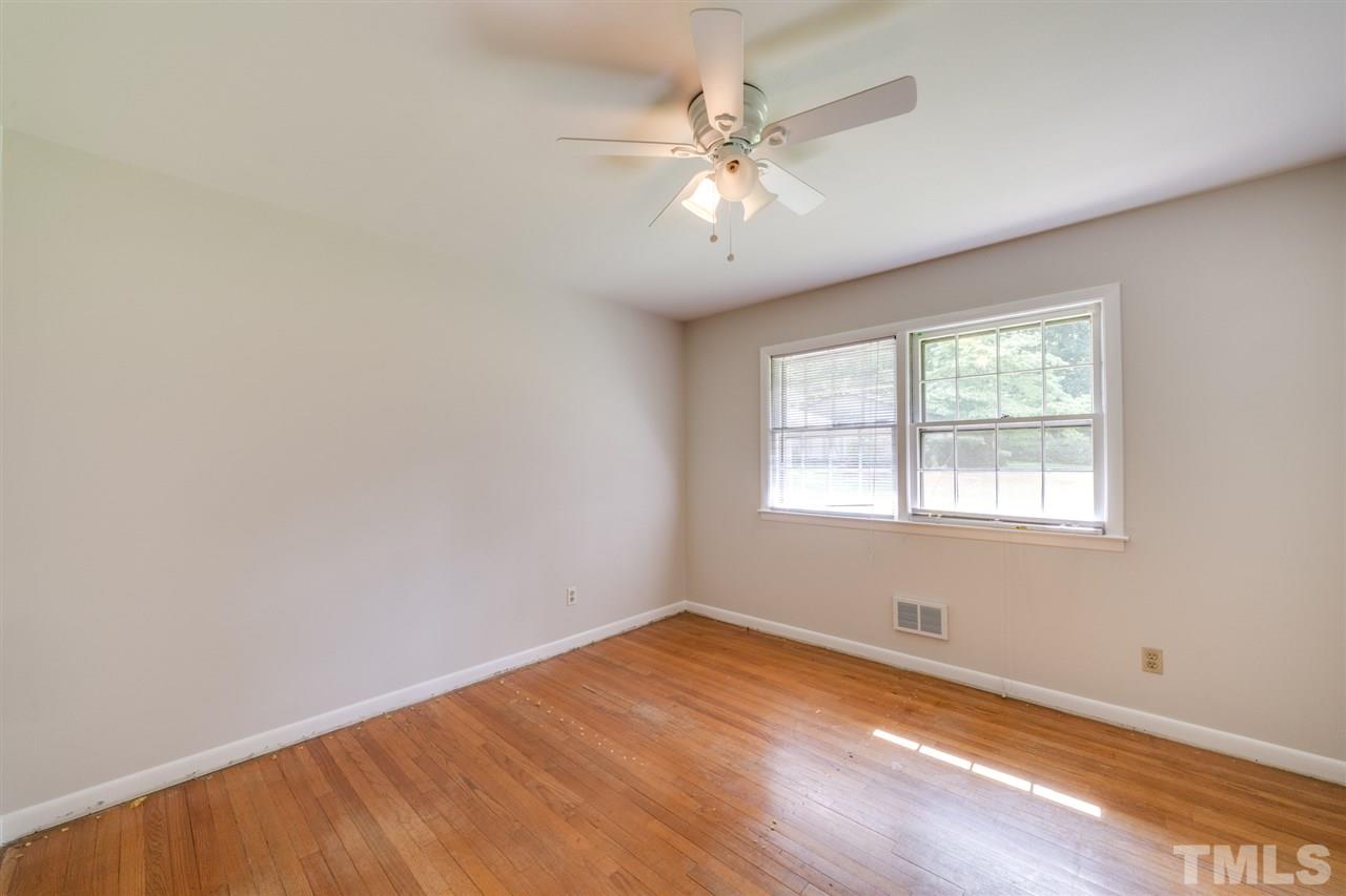 1237 Kingston Ridge Road Cary, NC 27511 - Photo 10 of 23