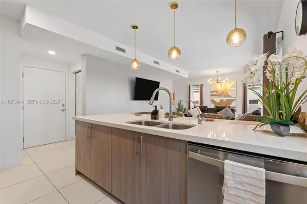 $1,750 | 206 Northwest 11th Court, Unit 206, Florida City, FL 33034