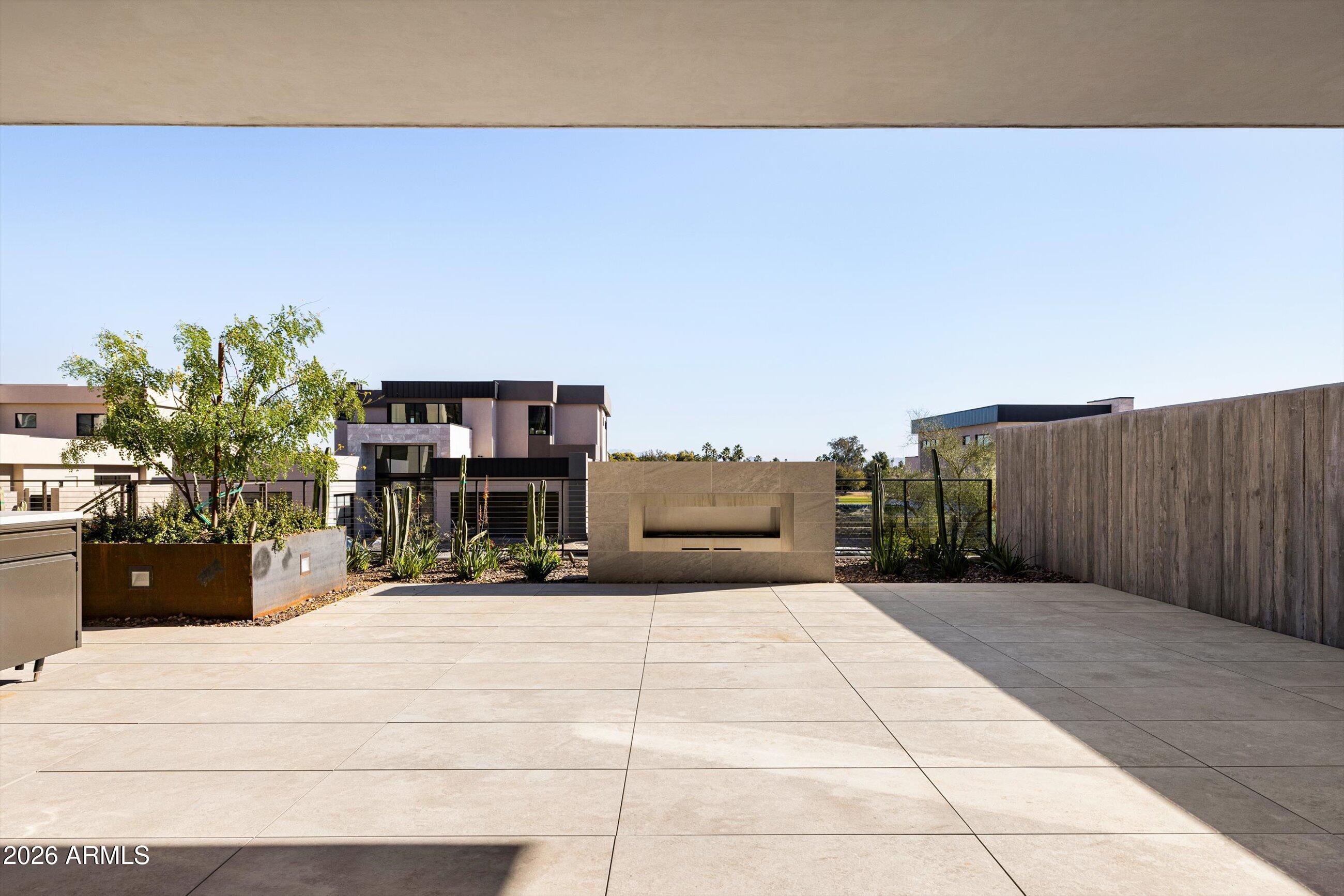4849 North Camelback Ridge Road, Unit B104 Scottsdale, AZ 85251 - Photo 15 of 41 Tons of Entertaining Space