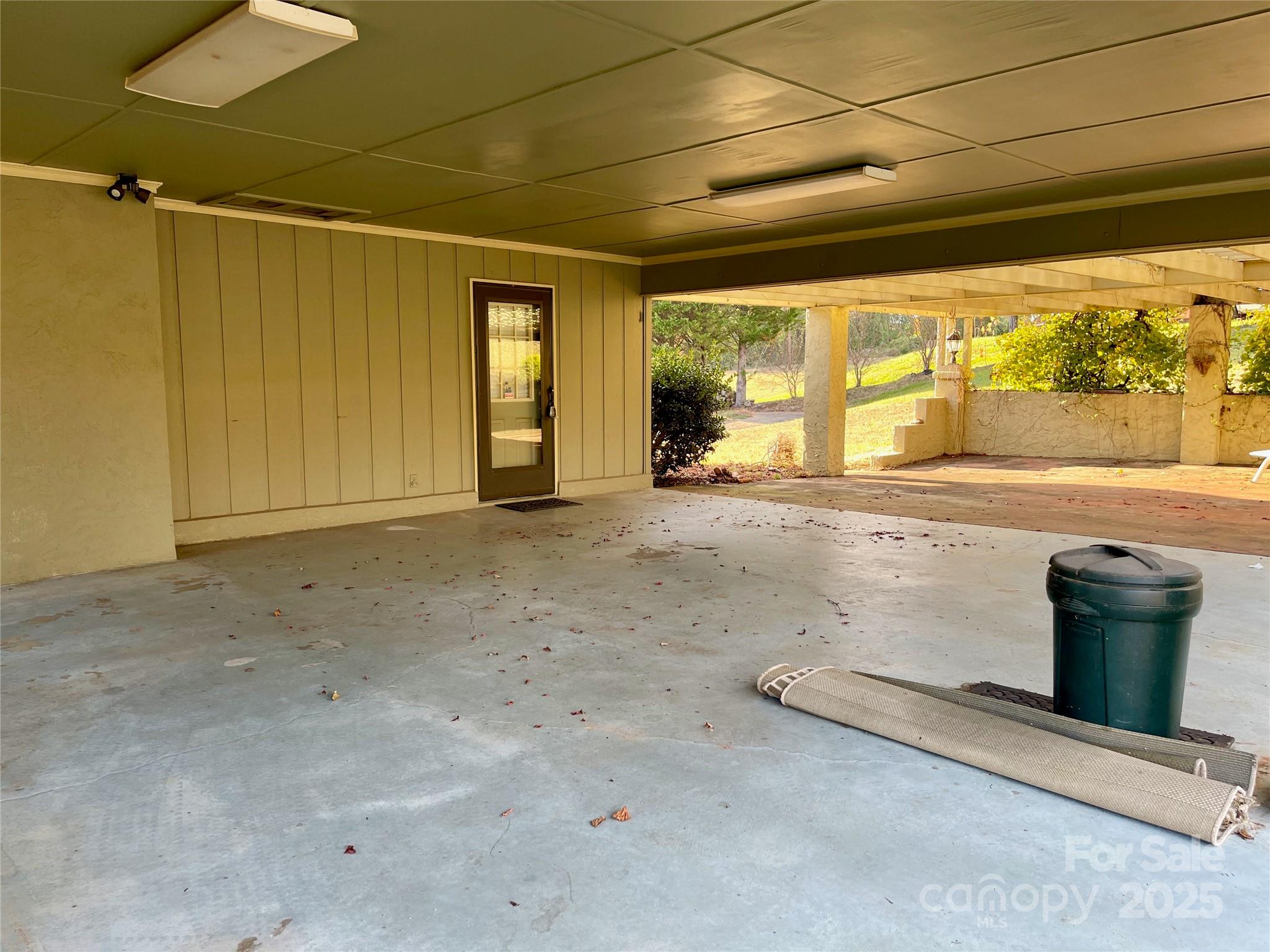 5232 Wolfe Road Hickory, NC 28601 - Photo 3 of 47