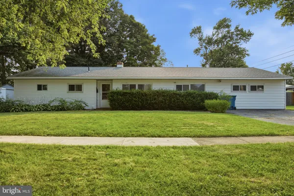 $350,000 | 4 Knickerbocker Drive, Newark, DE 19713