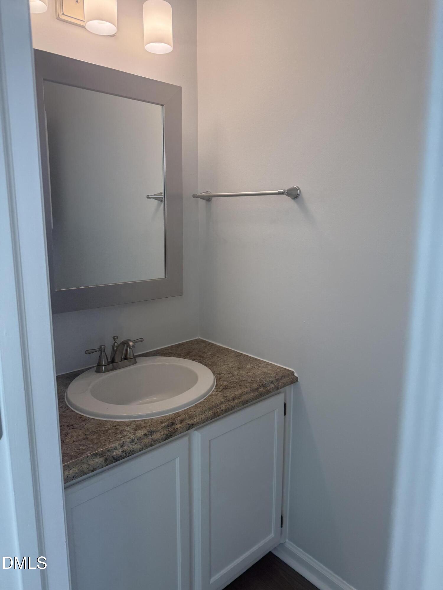 333 Jones Franklin Road Raleigh, NC 27606 - Photo 6 of 10 IMG_3197