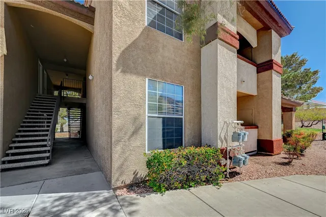 $242,000 | 231 West Horizon Ridge Parkway, Unit 317, Henderson, NV 89012