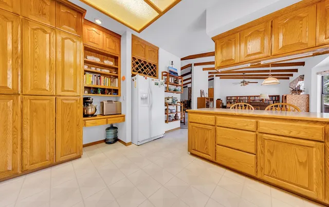 a view of utility room