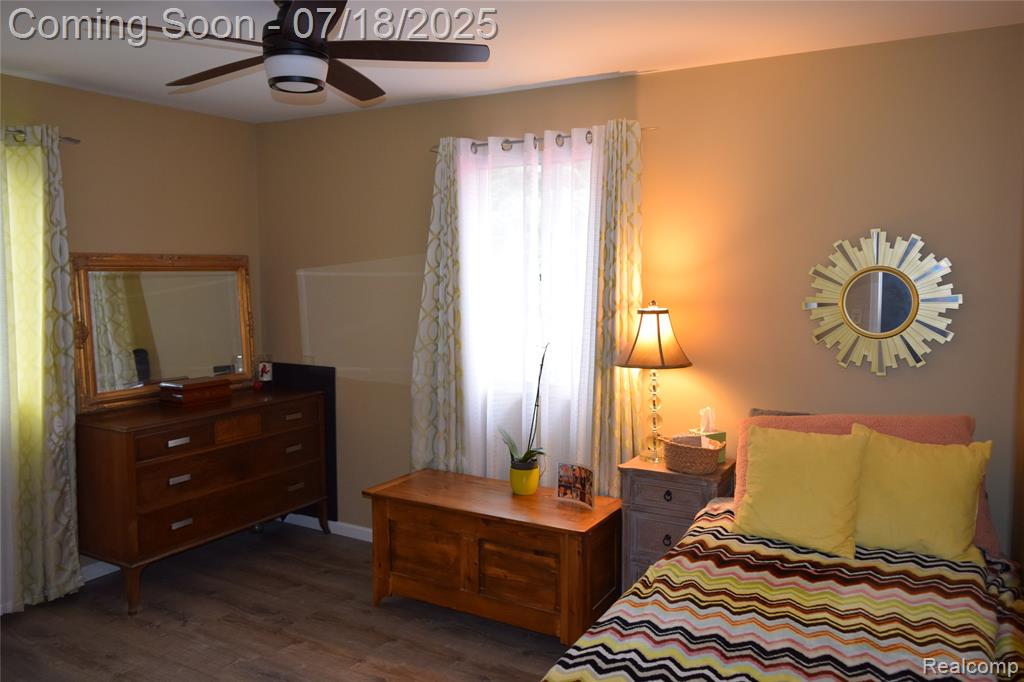12263 Coldwater Road Flushing, MI 48433 - Photo 17 of 57