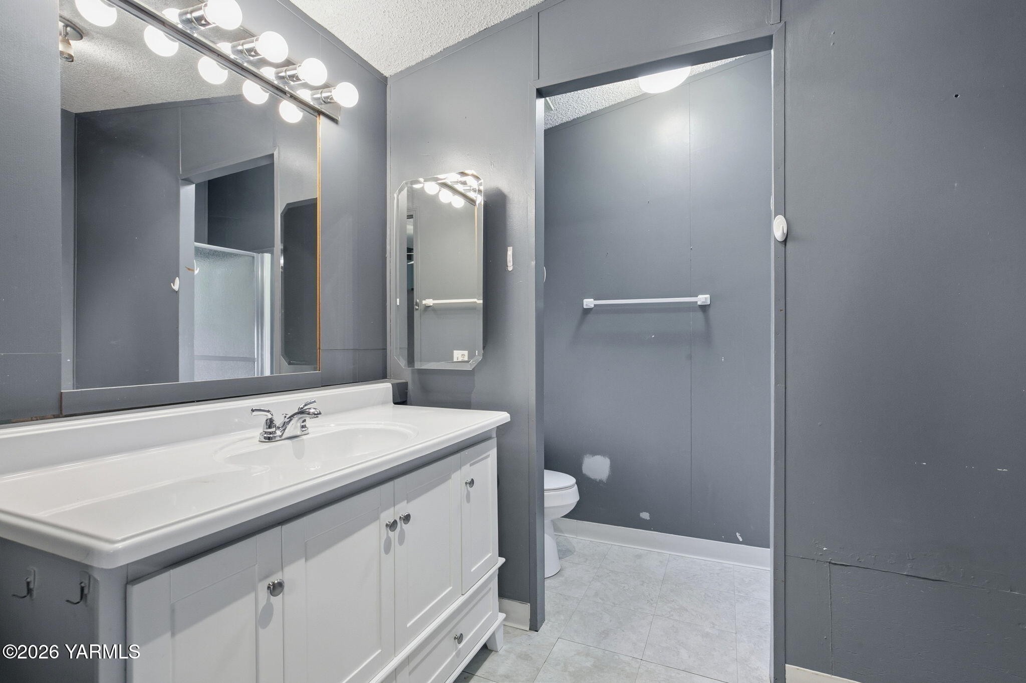 3701 Gun Club Road, Unit 68 Yakima, WA 98901 - Photo 21 of 25 Primary Bath