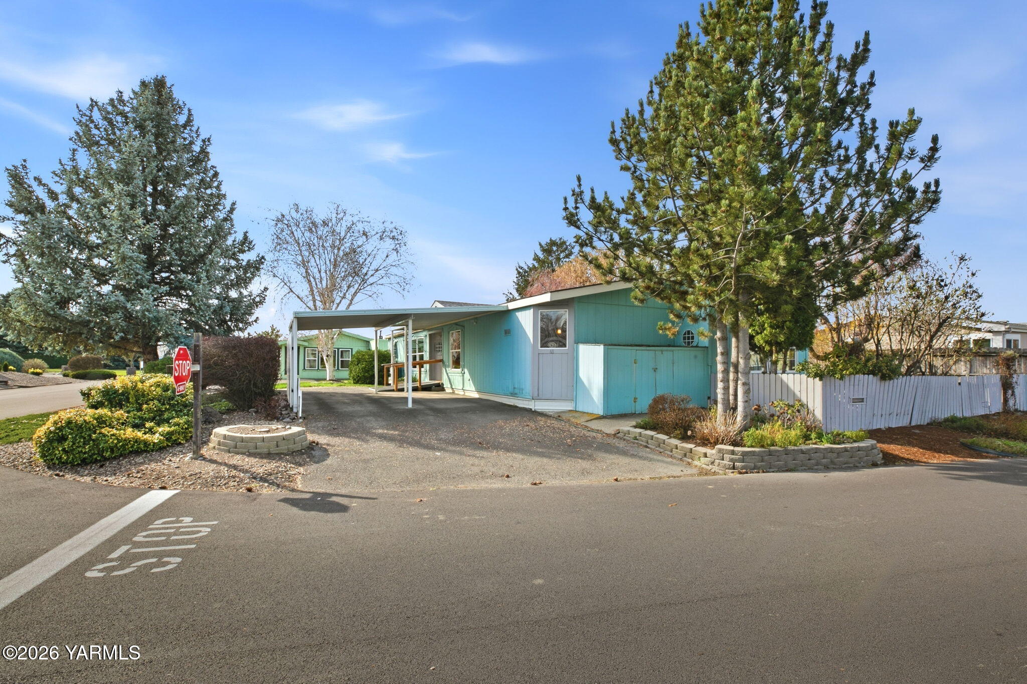 3701 Gun Club Road, Unit 68 Yakima, WA 98901 - Photo 4 of 25 Carport and Driveway