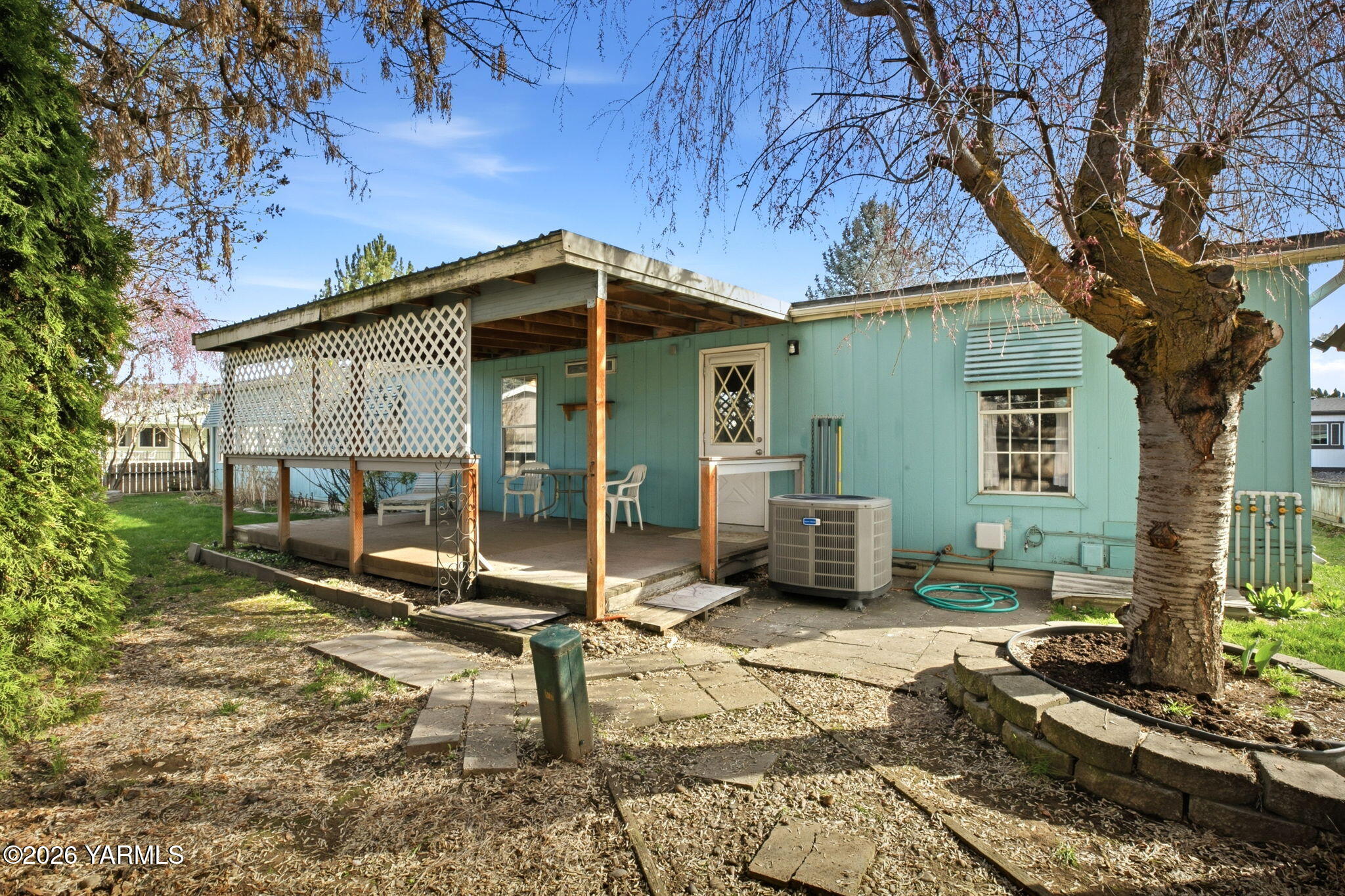 3701 Gun Club Road, Unit 68 Yakima, WA 98901 - Photo 7 of 25 Covered Patio