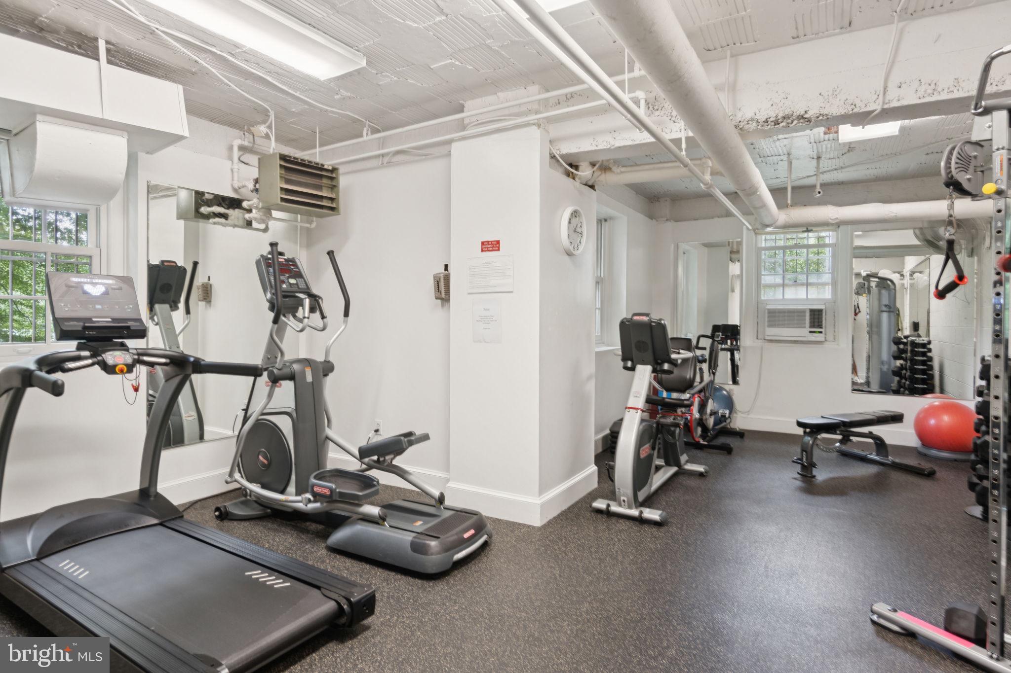 2737 Devonshire Place Northwest, Unit 503 Washington, DC 20008 - Photo 37 of 49 a view of a room with gym equipment