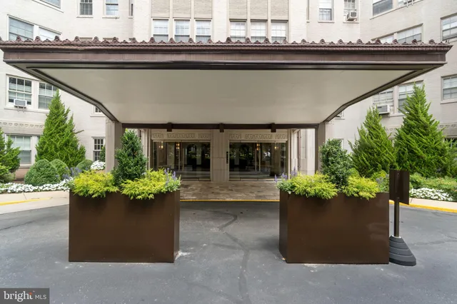 $989,000 | 2737 Devonshire Place Northwest, Unit 503, Washington, DC 20008