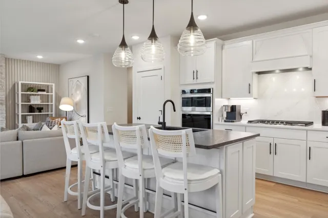 $559,990 | 10360 Griffin Avenue South, Cottage Grove, MN 55016