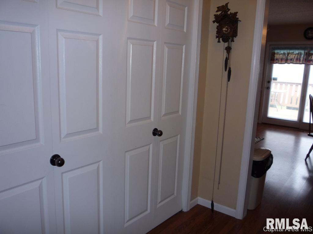 1160 Willowbrook Lane Springfield, IL 62711 - Photo 12 of 17 Gallery Image 12