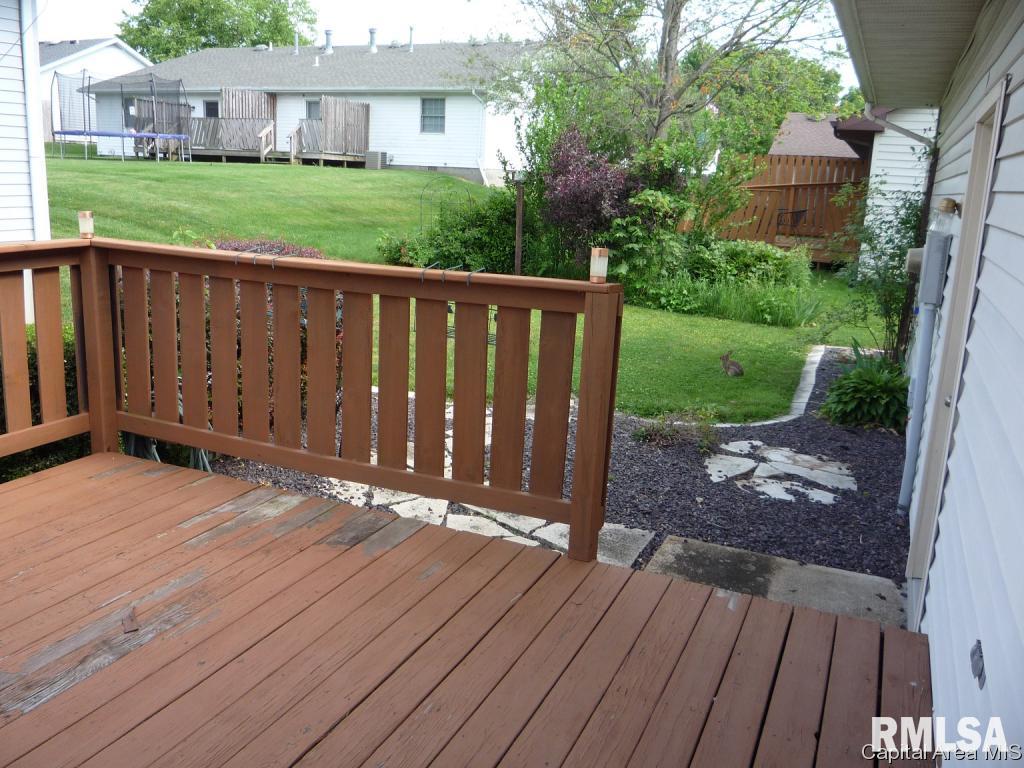 1160 Willowbrook Lane Springfield, IL 62711 - Photo 16 of 17 Gallery Image 16