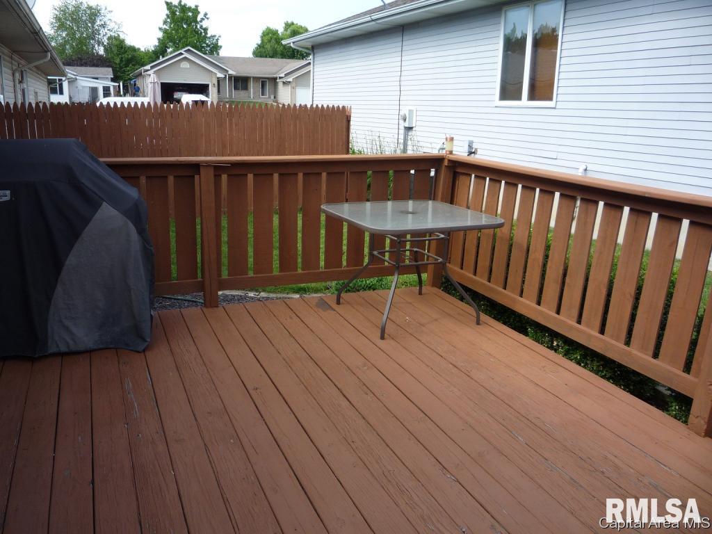 1160 Willowbrook Lane Springfield, IL 62711 - Photo 17 of 17 Gallery Image 17