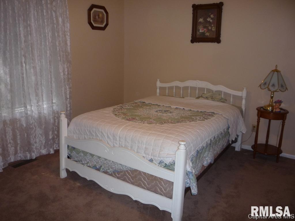 1160 Willowbrook Lane Springfield, IL 62711 - Photo 4 of 17 Gallery Image 4