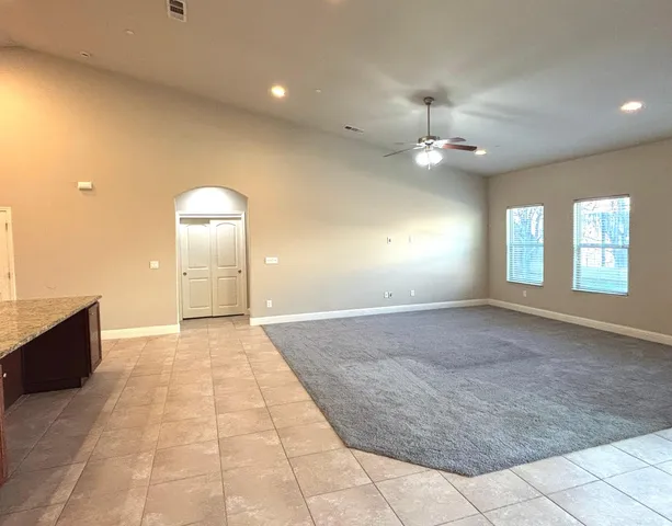 $449,500 | 6235 East Pontiac Way, Fresno, CA 93727
