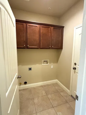 $449,500 | 6235 East Pontiac Way, Fresno, CA 93727