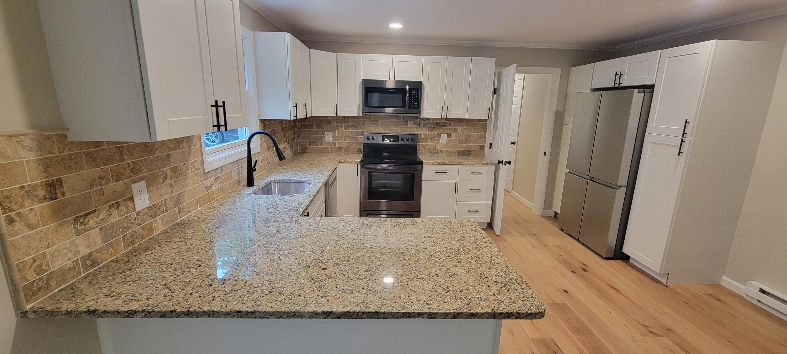 1183 Falls Road Bushkill, PA 18324 - Photo 11 of 47 Breakfast Bar