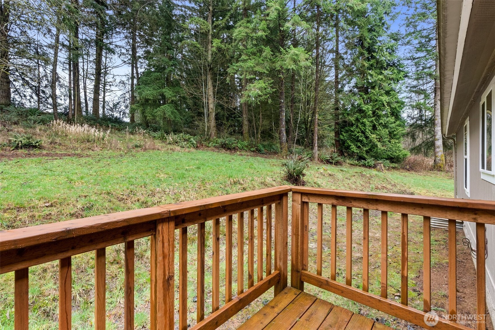 126 Burchett Road Onalaska, WA 98570 - Photo 22 of 36 a view of balcony with deck and yard