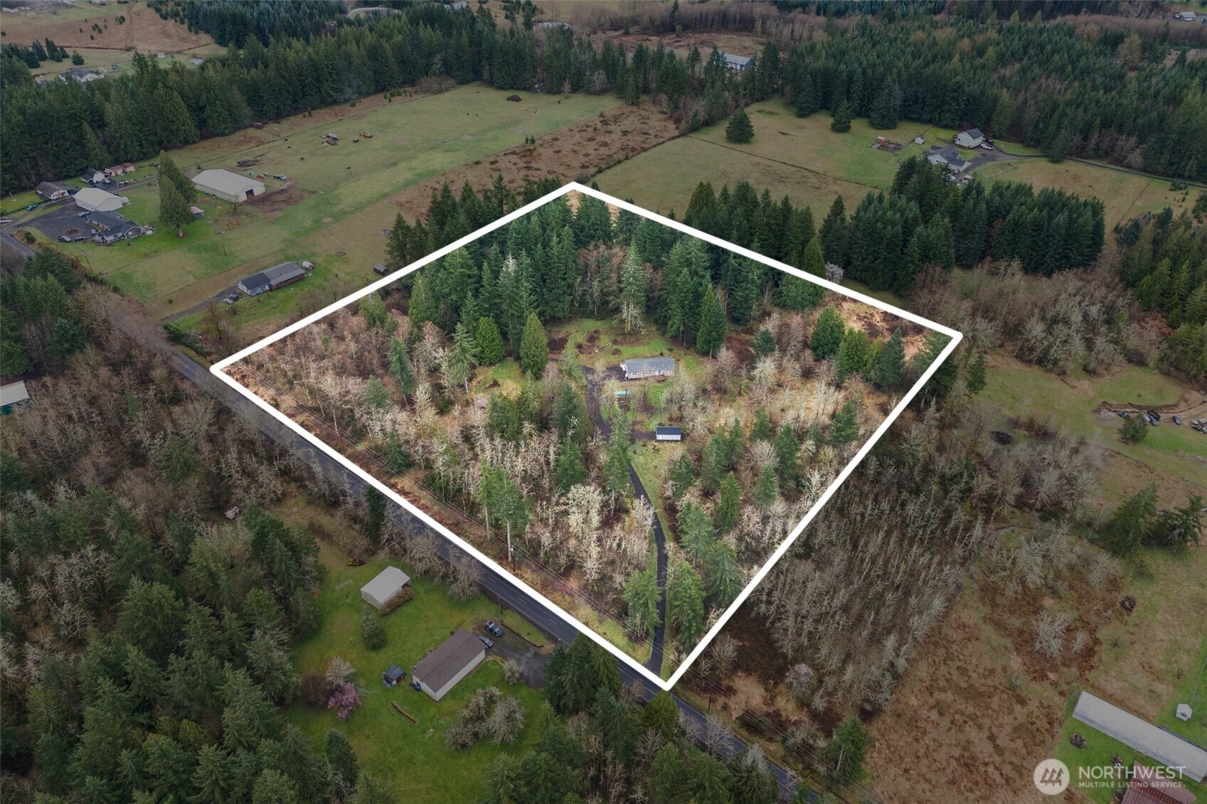 126 Burchett Road Onalaska, WA 98570 - Photo 30 of 36 a view of swimming pool from a balcony