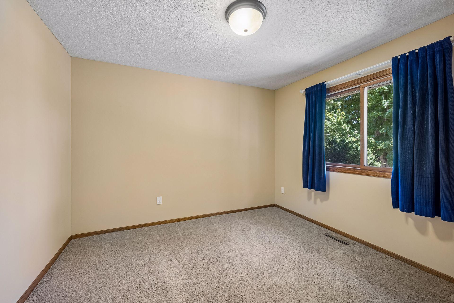 11824 West River Road Champlin, MN 55316 - Photo 21 of 35