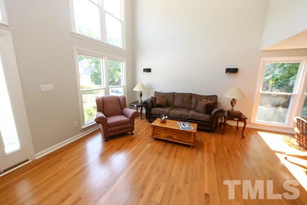 2328 Declaration Drive Raleigh, NC 27615 - Photo 4 of 21