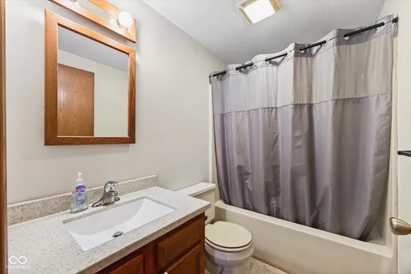 $300,000 | 4496 Blue Springs Drive, Spencer, IN 47460