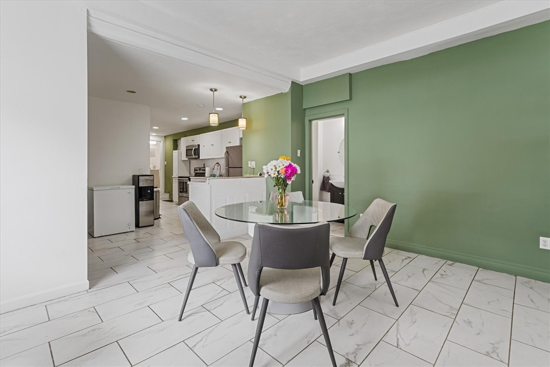 90 Hamlet Avenue Woonsocket, RI 02895 - Photo 11 of 33 Gallery Image 11