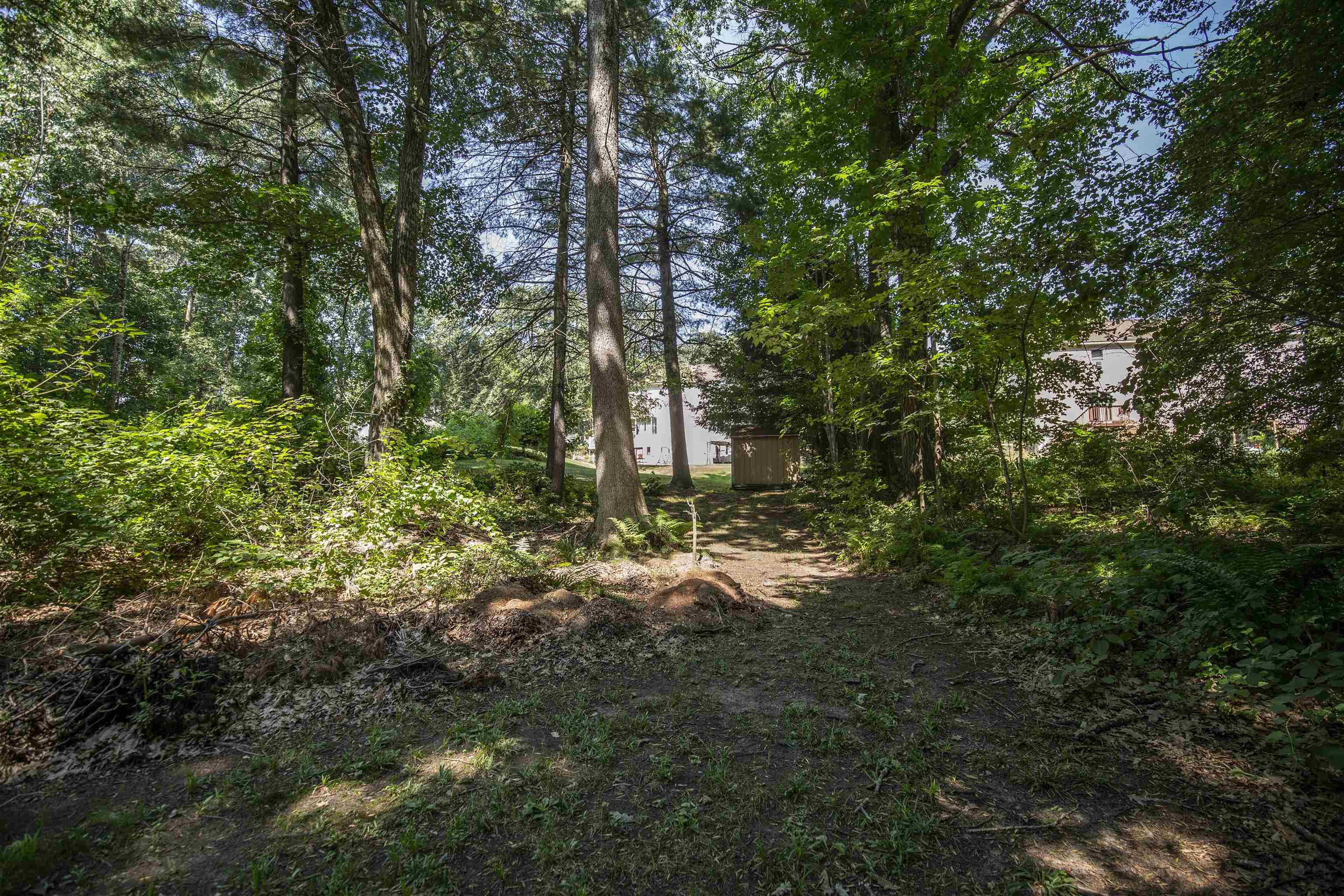 10 Blackberry Road, Unit L Derry, NH 03038 - Photo 31 of 33
