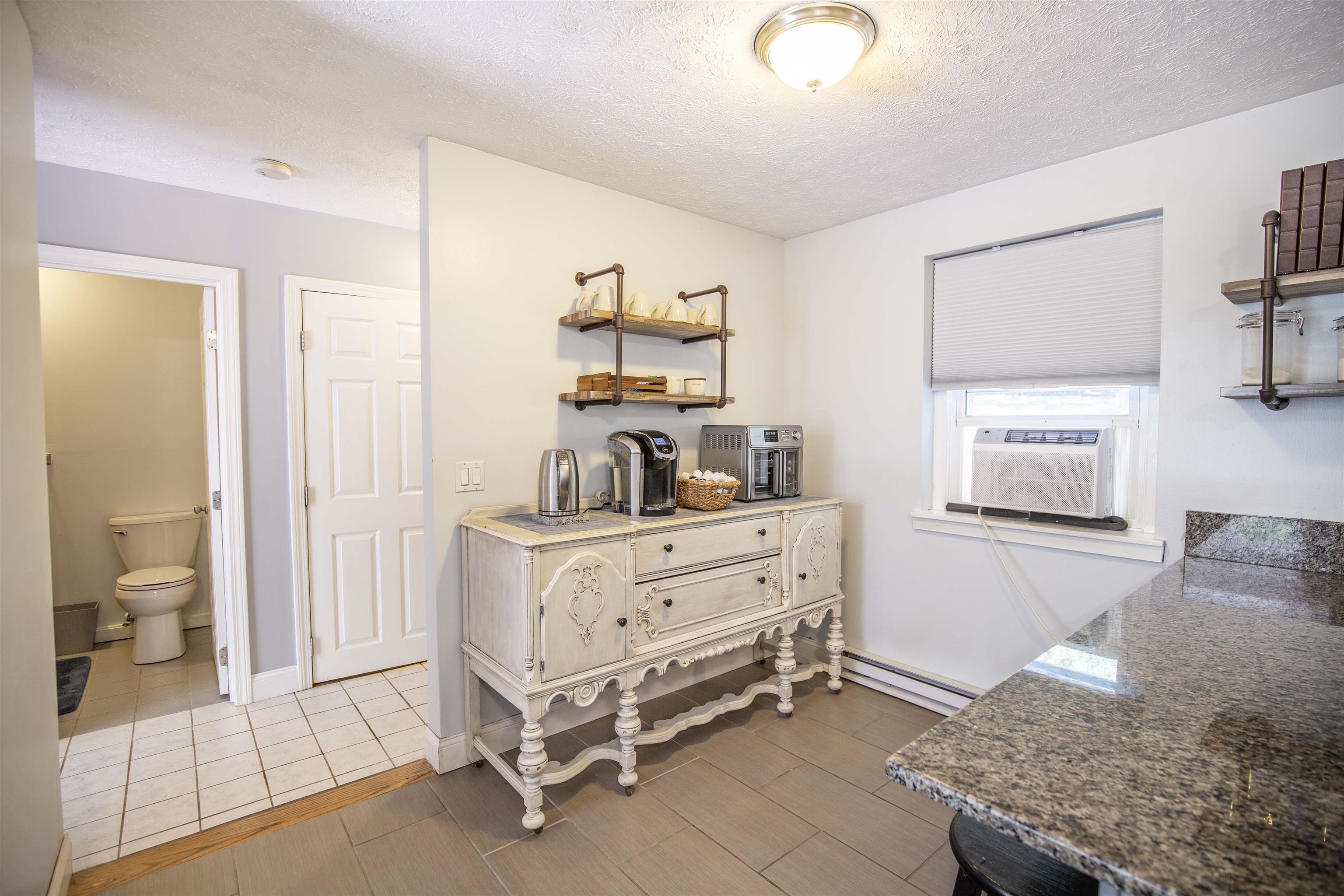 10 Blackberry Road, Unit L Derry, NH 03038 - Photo 6 of 33