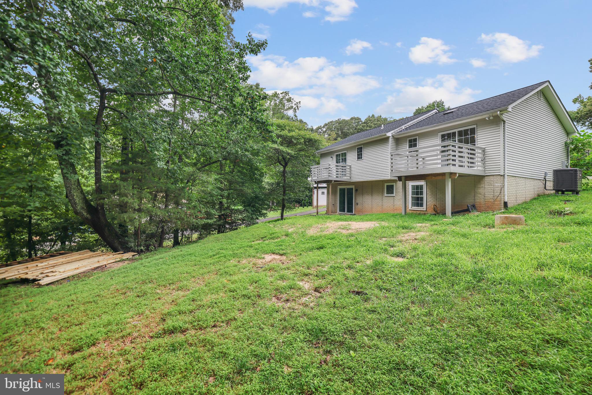 11443 Redlands Road Lusby, MD 20657 - Photo 4 of 56