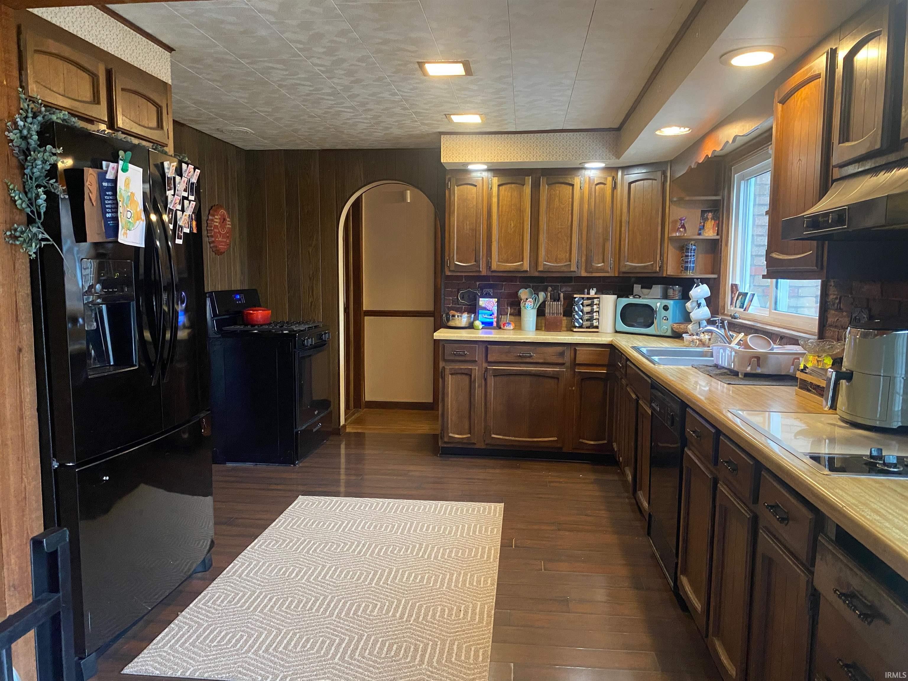 113 Division Street Hamlet, IN 46532 - Photo 6 of 11