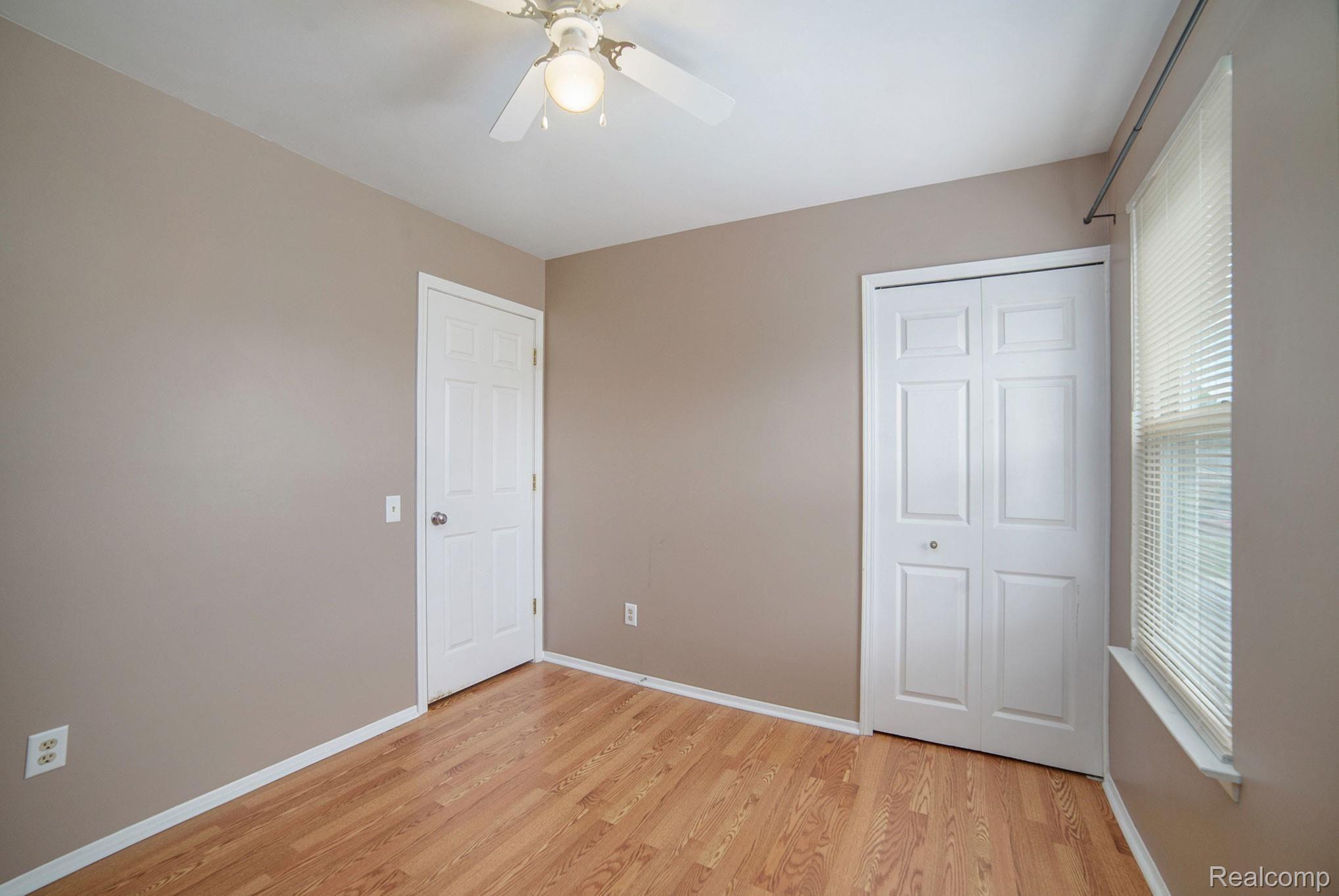 5935 Kings Arms Road Waterford, MI 48327 - Photo 9 of 20 PWM_7077.jpg