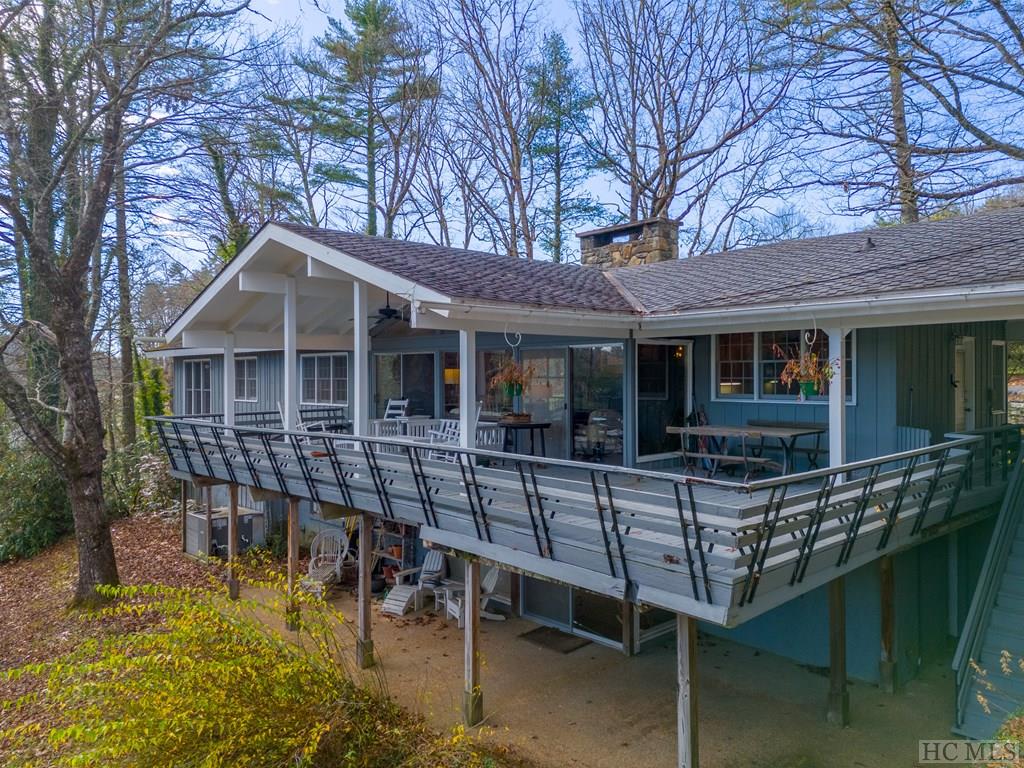 138 Wade Road Cashiers, NC 28717 - Photo 6 of 38 Gallery Image 6