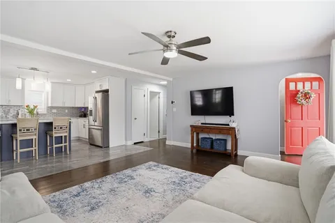 $424,900 | 5 State Street, Pawtucket, RI 02861